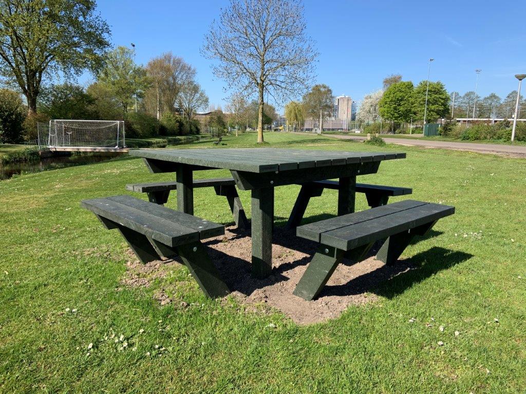 greenmatter-picknicktafel-4-banks